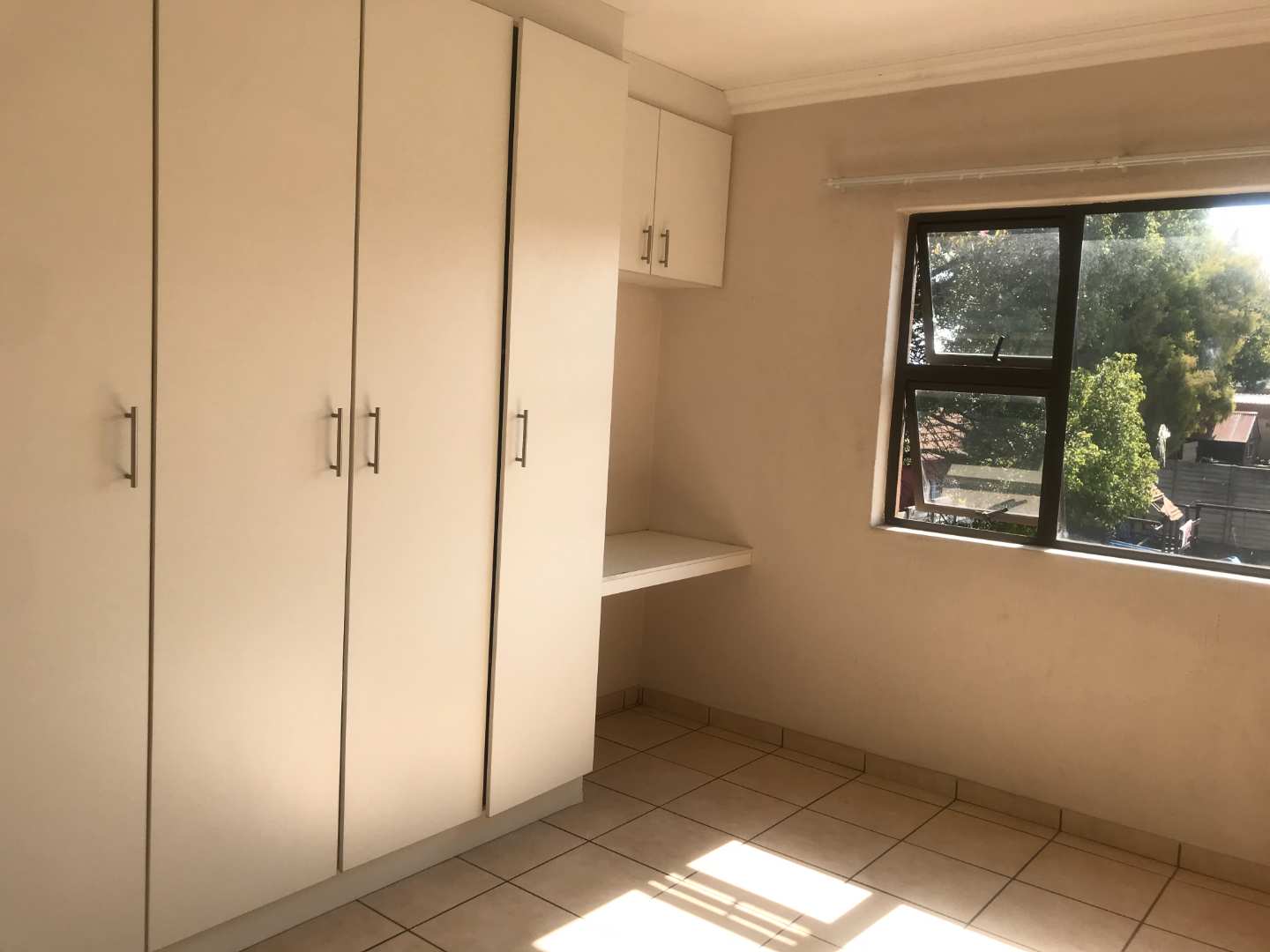Townhouse For Sale in Alberton