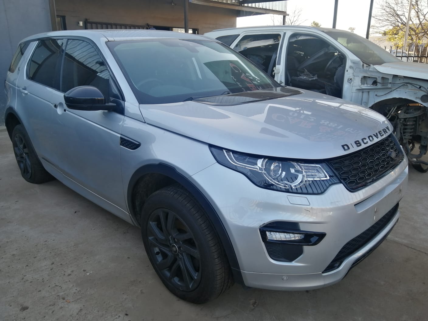 2017 Land Rover Discovery Sport Diesel Automatic Spares - Silver | Junk ...