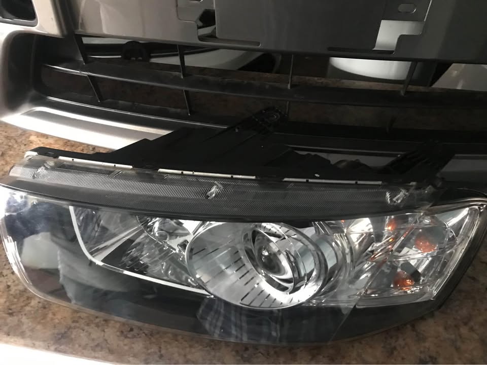 2016 Chevrolet Captiva headlight - Private Seller 2016 Chevrolet Captiva headlight - Private Seller
