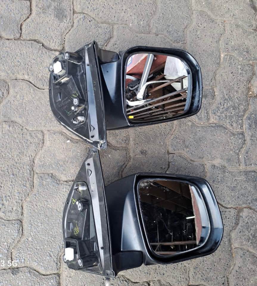 Isuzu D-Max side mirrors - Private Seller Isuzu D-Max side mirrors - Private Seller