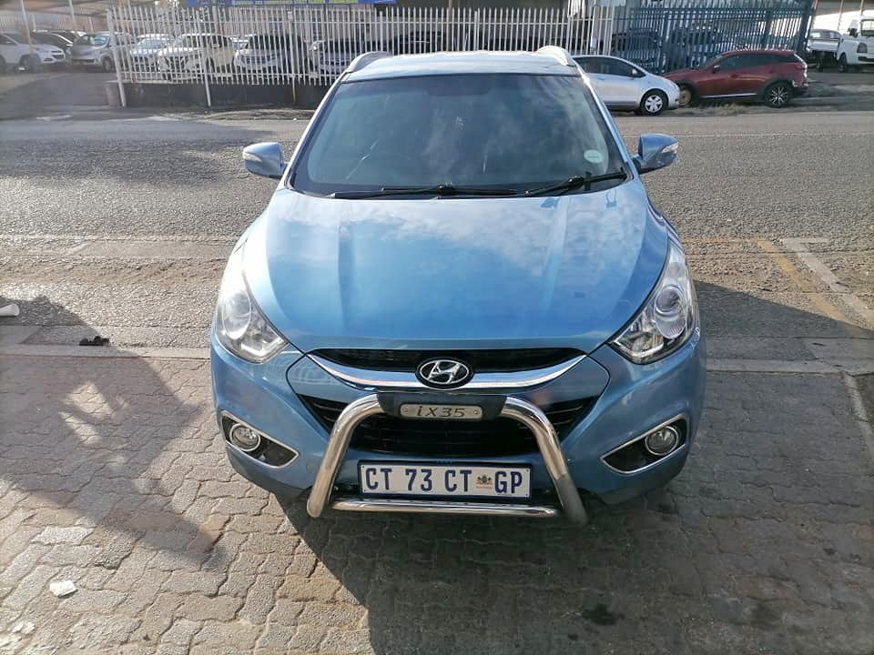 2013 Hyundai iX35 2.0 CRD Automatic with a leather seat and Spare key