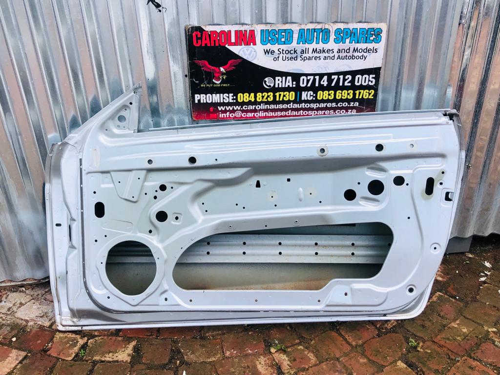 Mercedes Benz W207 E-Class coupe right side door - Private Seller Mercedes Benz W207 E-Class coupe right side door - Private Seller