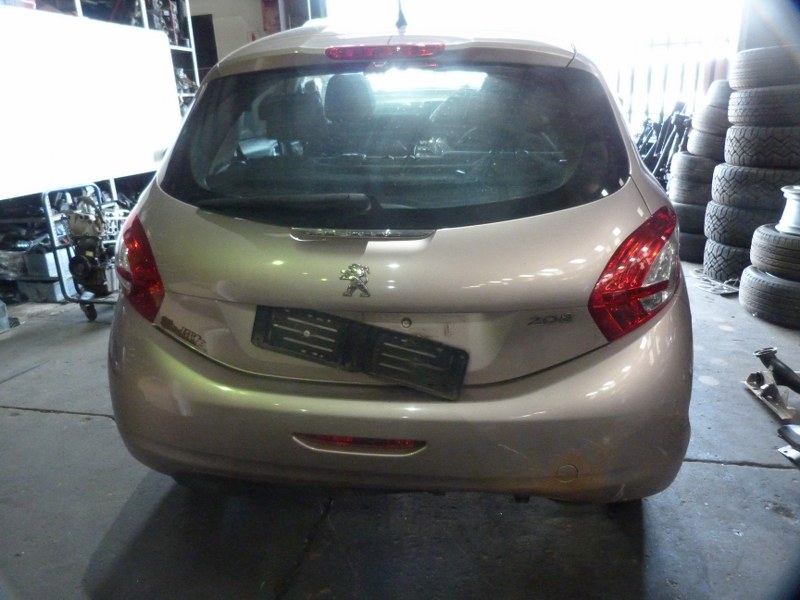 Peugeot 208 1.2 VTi Access Manual Bronze - 2014 STRIPPING FOR SPARES - Private Seller