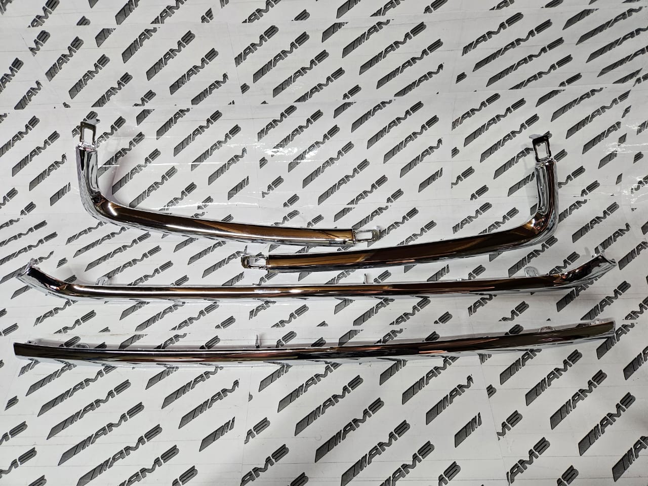 Stylish ASX Chrome Bumper Beading - Private Seller