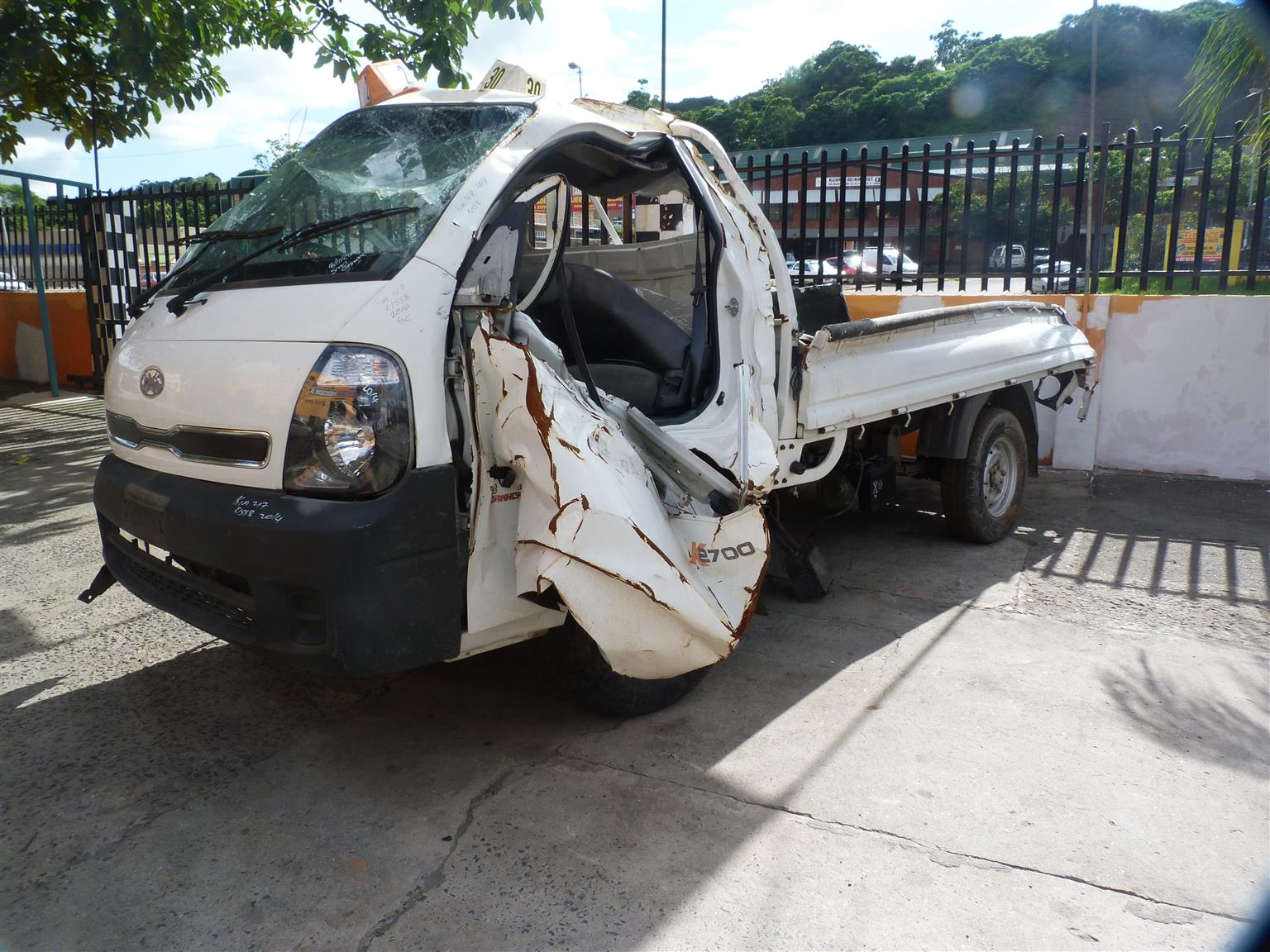 SPARESBOYZ STRIPPING FOR SPARES KIA K2700 WORKHORSE P/U S/C 2015 - Private Seller SPARESBOYZ STRIPPING FOR SPARES KIA K2700 WORKHORSE P/U S/C 2015 - Private Seller