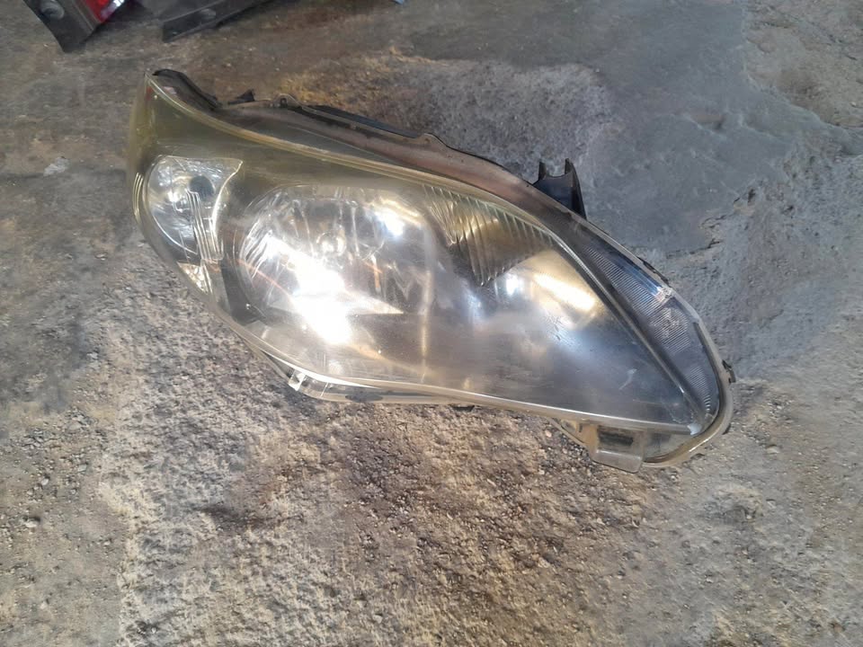 TOYOTA COROLLA QUEST R/HEADLAMP AVAILABLE - Private Seller TOYOTA COROLLA QUEST R/HEADLAMP AVAILABLE - Private Seller
