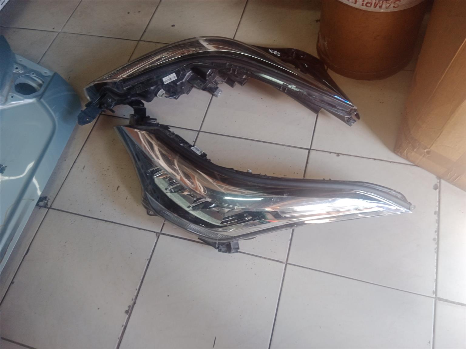 Toyota CHR headlight - Private Seller Toyota CHR headlight - Private Seller