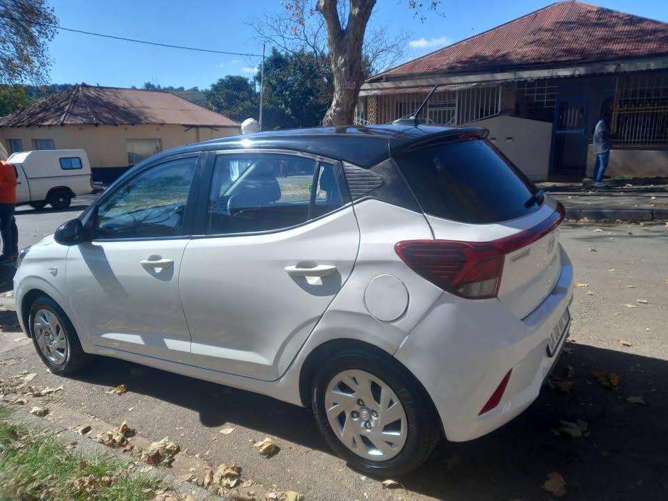 2023 Hyndai i10 grand 1.0 Petrol, Manual, White