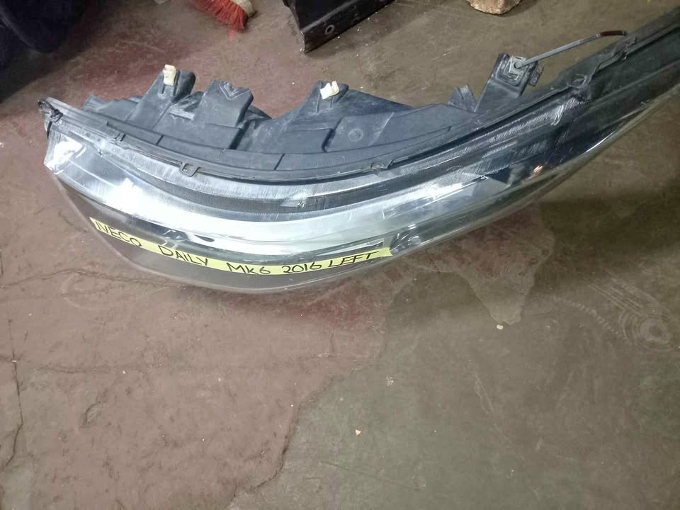 Iveco daily MK6 2016 left head - Private Seller