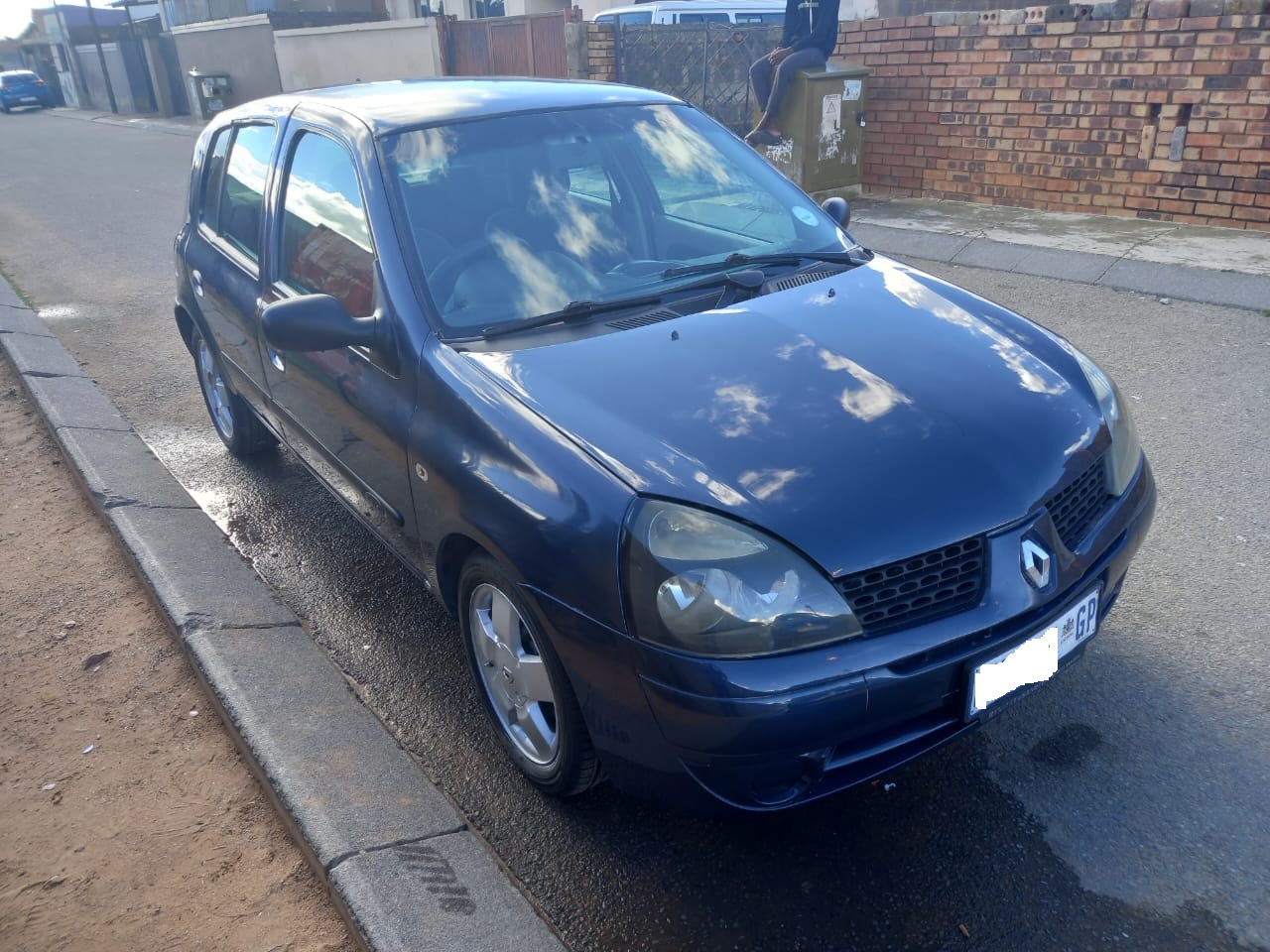 Used 2004 Renault Clio 1.4 Expression 5-door - Private Seller Used 2004 Renault Clio 1.4 Expression 5-door - Private Seller