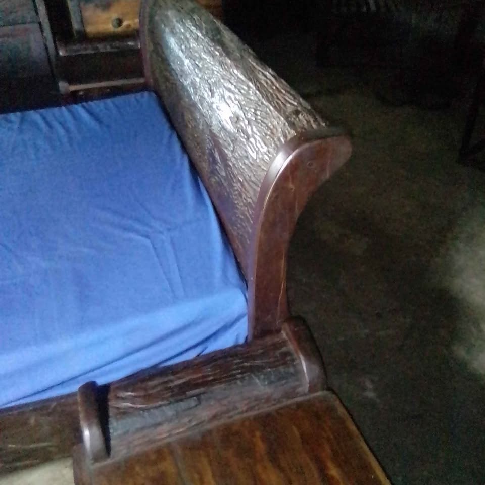 Sleigh bedroom set