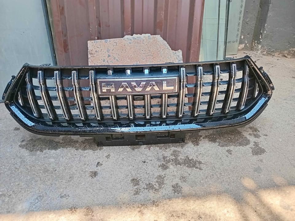 Haval jolion front main grill n - Private Seller Haval jolion front main grill n - Private Seller