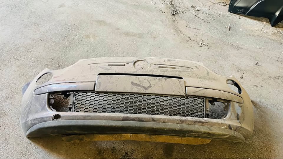 Fiat 500 bumper - Private Seller Fiat 500 bumper - Private Seller