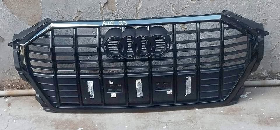 Audi Q3 grill - Private Seller Audi Q3 grill - Private Seller