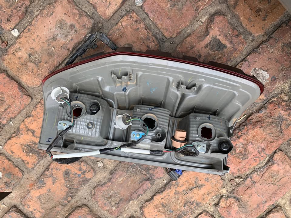 Ford ranger T7 taillight right side