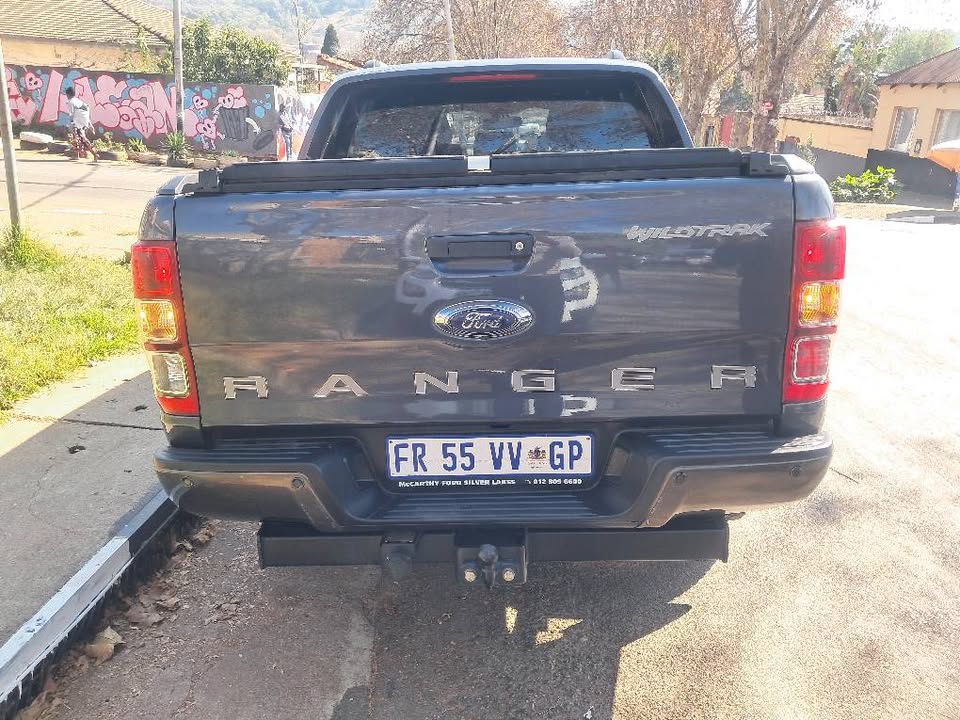 Ford Ranger Double Cab Diesel Automatic 3.2 wild Truk 2017