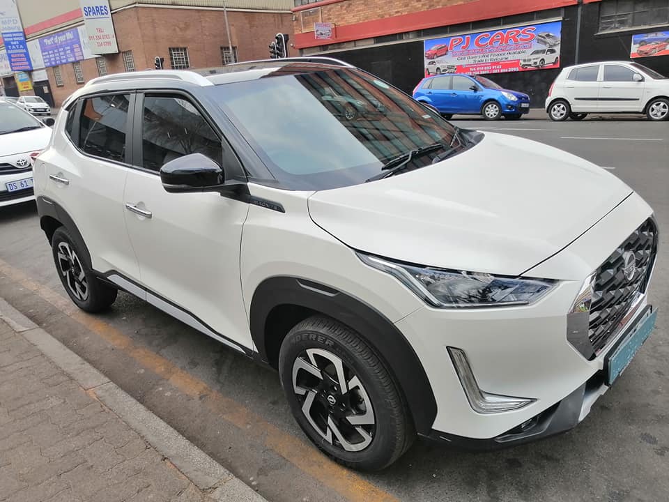 2023 Nissan Magnite 1.0 Turbo CVT 5000km