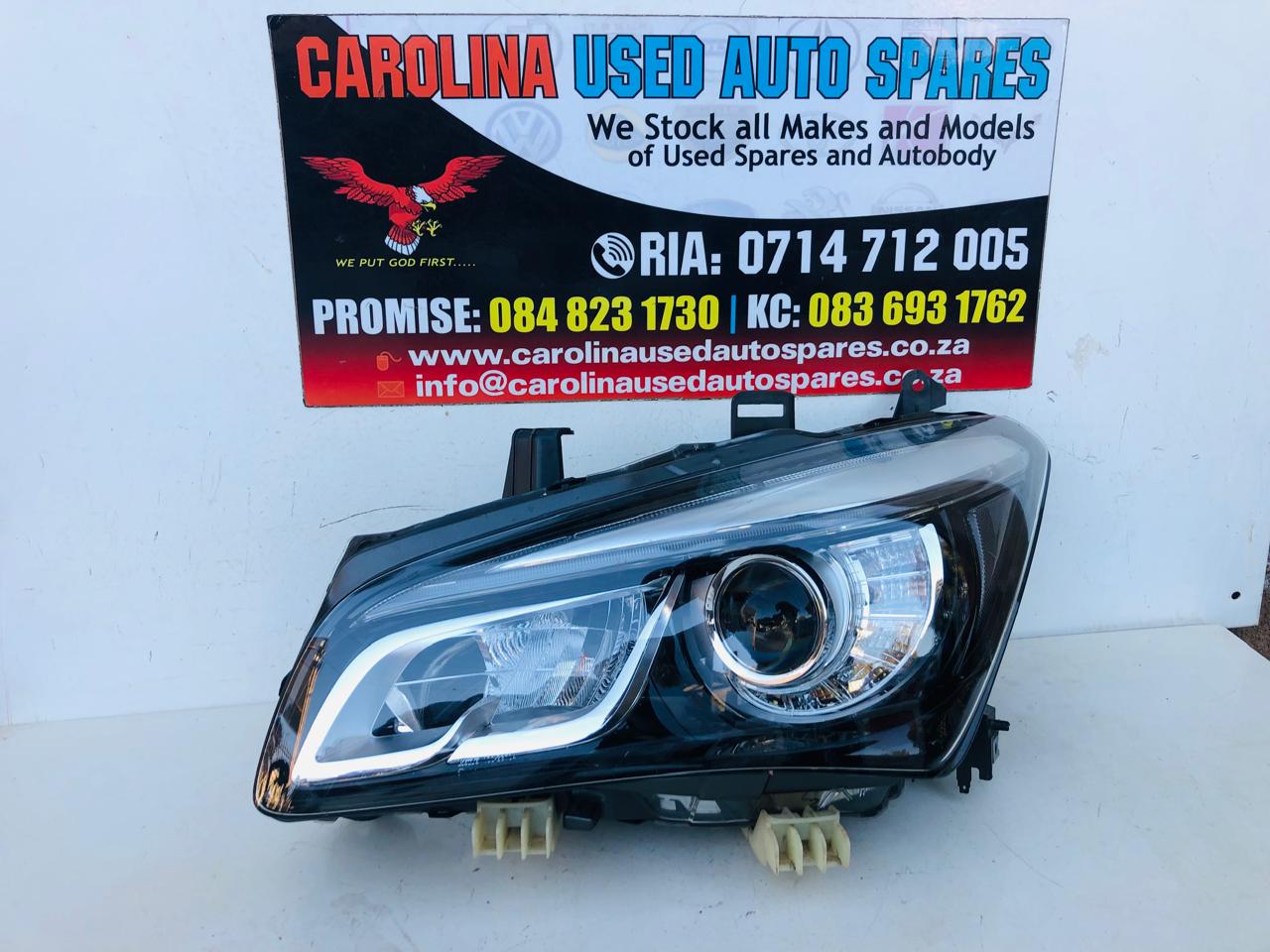 Nissan Infiniti QX80 left side LED headlight - Private Seller Nissan Infiniti QX80 left side LED headlight - Private Seller