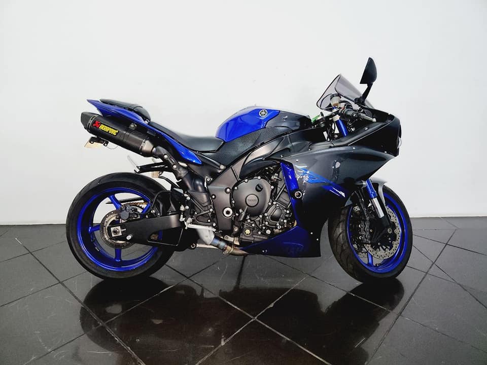 Used Yamaha YZF - Private Seller Used Yamaha YZF - Private Seller