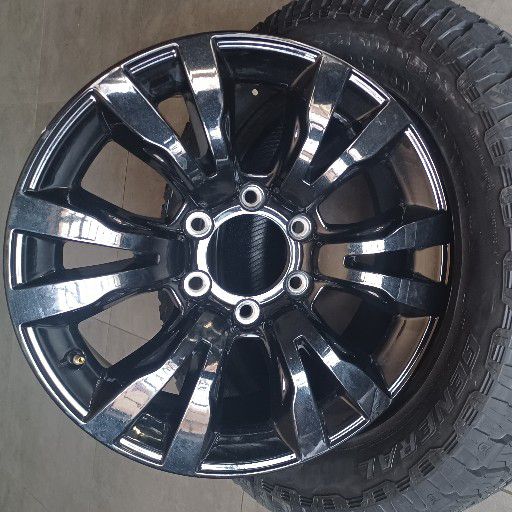 Isuzu spare wheel