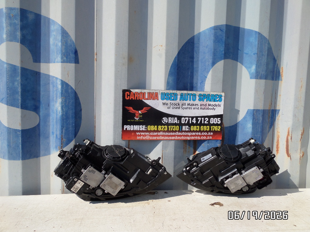VW Golf 7 GTi left and right side xenon headlight (2013-2020) - Private Seller VW Golf 7 GTi left and right side xenon headlight (2013-2020) - Private Seller