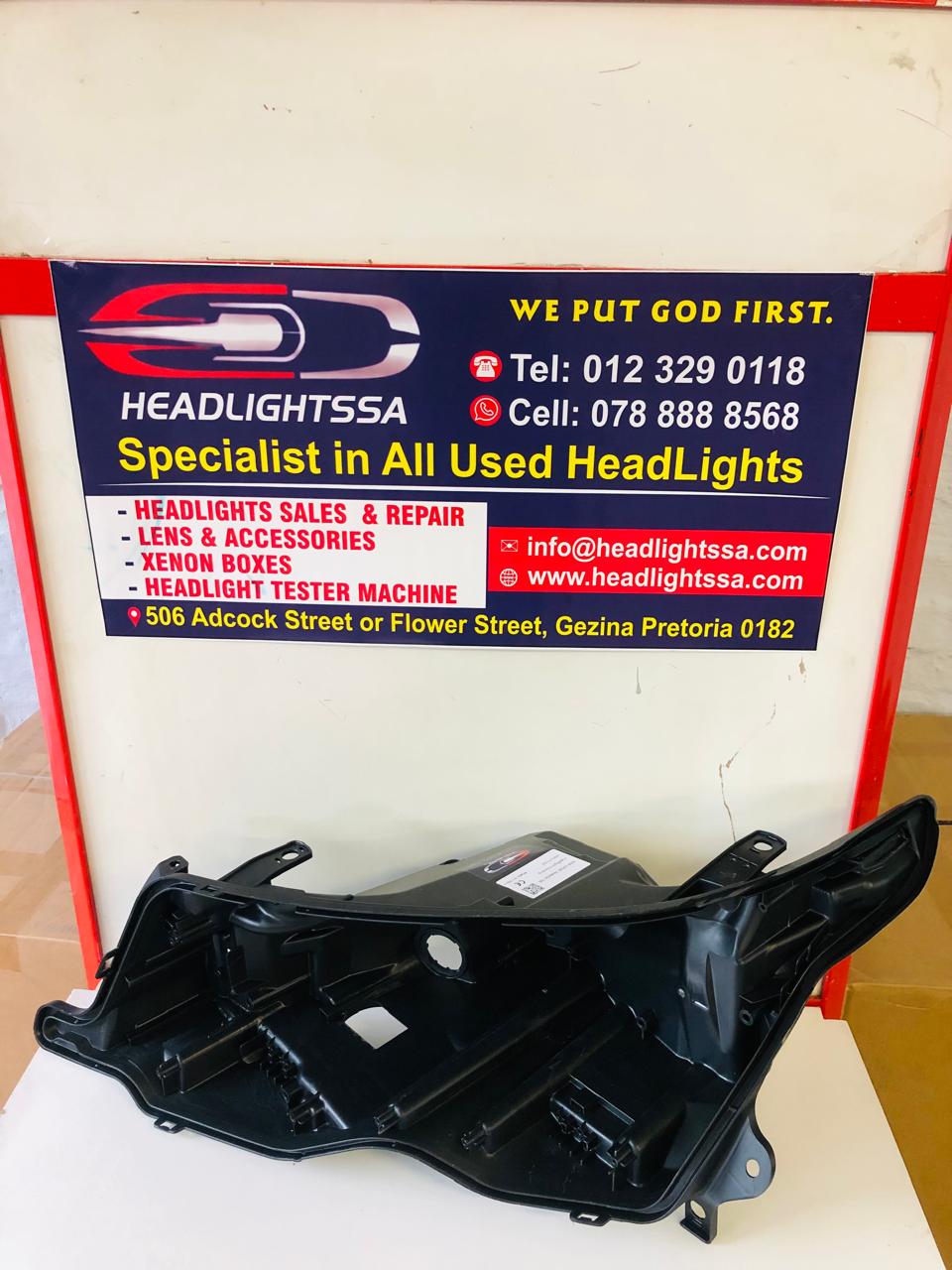 Range Rover Sport left side headlight replacement housing - Private Seller