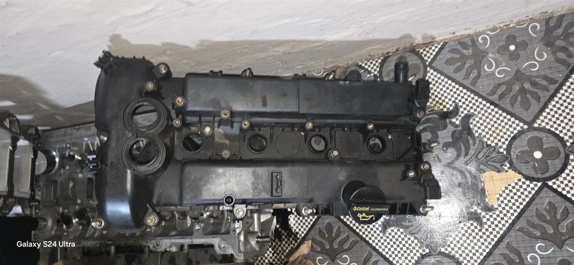 Tappet Cover/Intake Manifold Jaguar XF, Discovery Sport, Evoque, Freelander2 Si4 - Private Seller