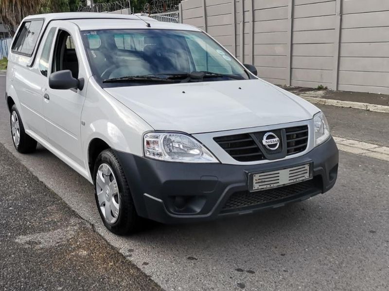 Used 2014 Nissan NP200 1.6i (aircon) safety pack - Private Seller Used 2014 Nissan NP200 1.6i (aircon) safety pack - Private Seller