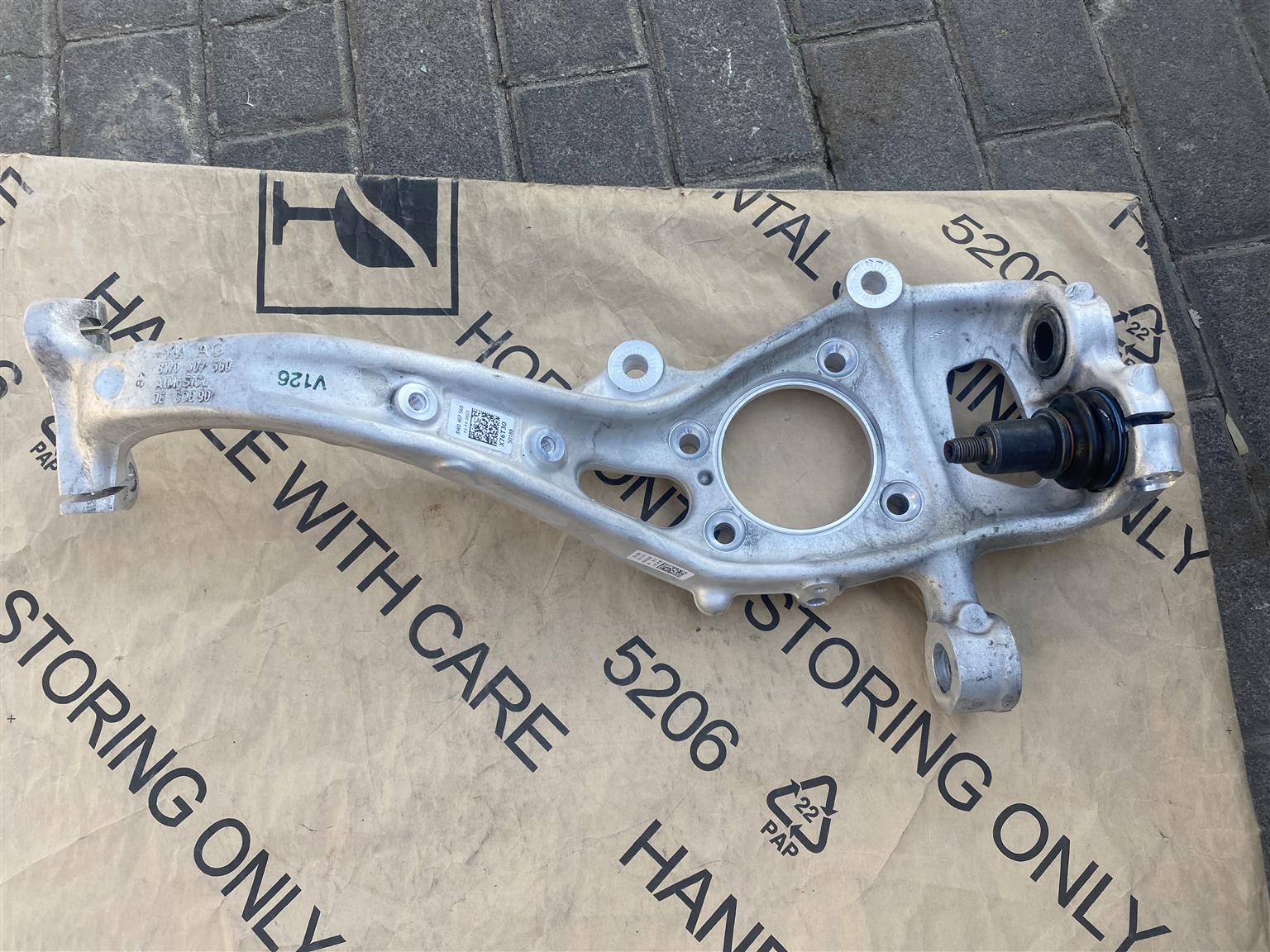 2022 AUDI A4 S4 A5 S5 B9 RIGHT FRONT SPRINDLE KNUCKLE HUB BEARING FOR SALE