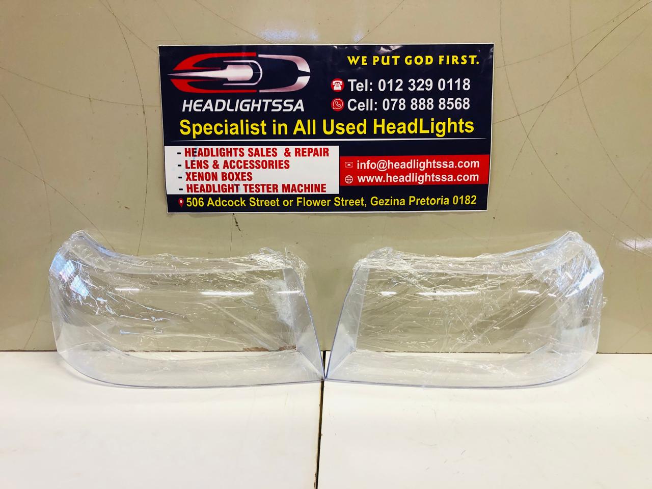 Range Rover Freelander 2 left and right side headlight replacement lens - Private Seller Range Rover Freelander 2 left and right side headlight replacement lens - Private Seller