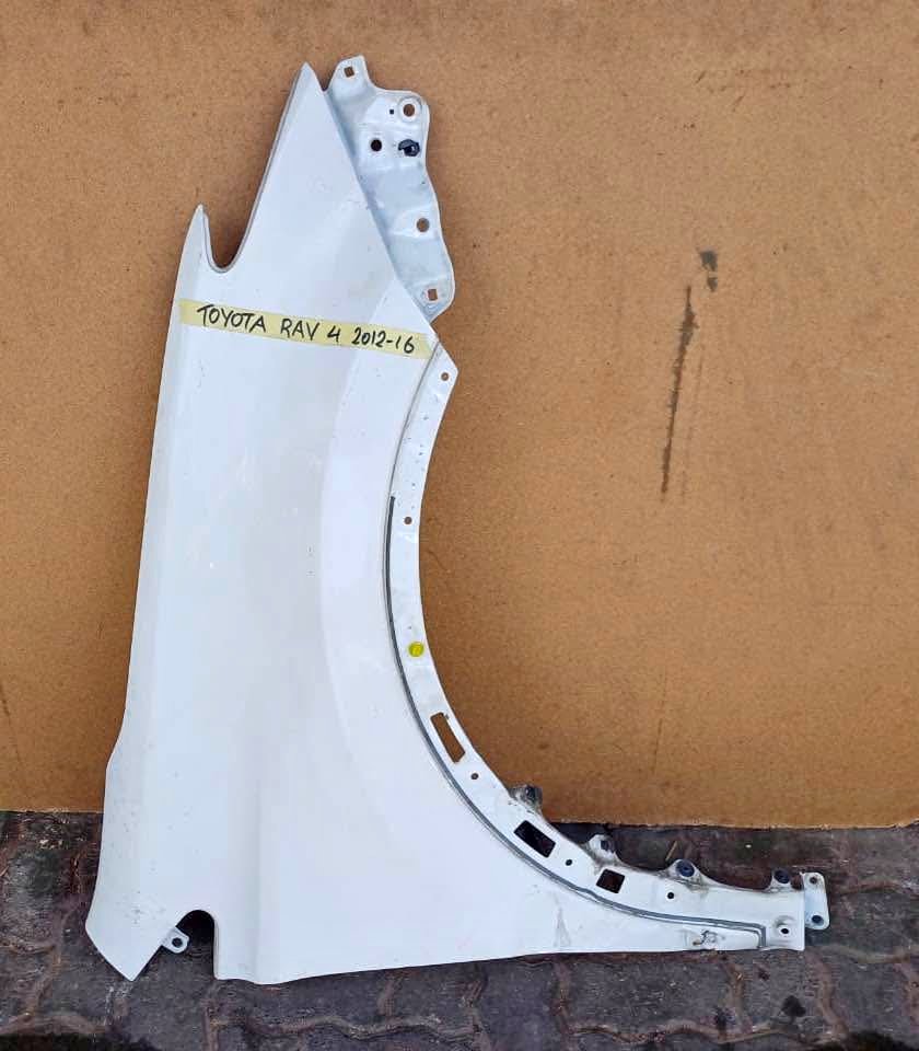 Toyota RAV4 fender 2012/16 - Private Seller Toyota RAV4 fender 2012/16 - Private Seller