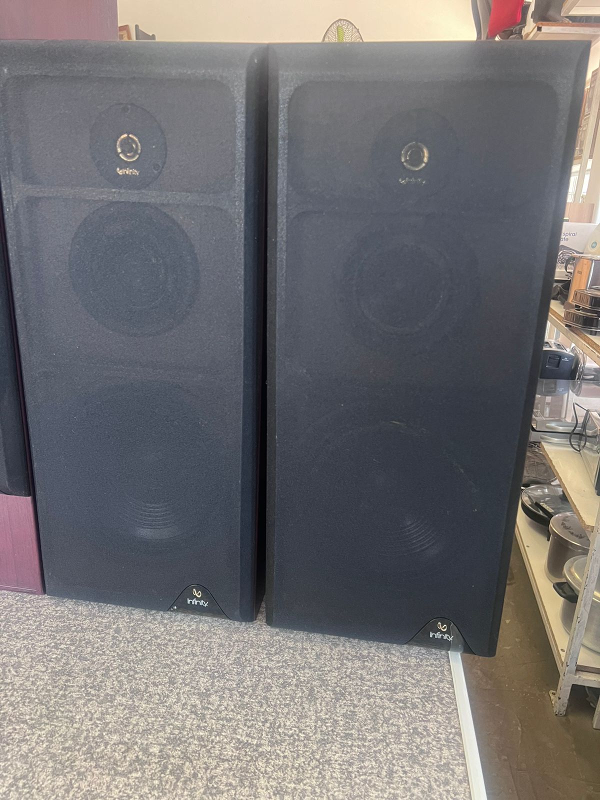 Infinity 2x 81 mk ll and infinity 2x 4i loud Speakers
