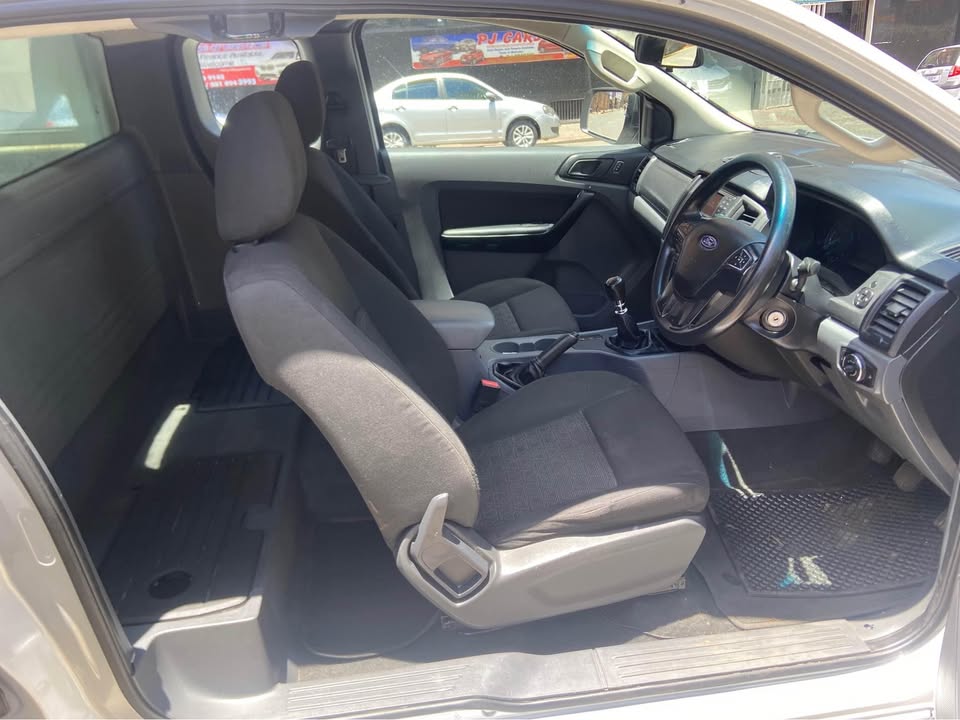 2017 Ford Ranger extended cab 120.000km Manual