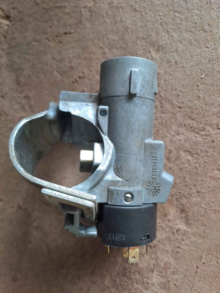 Opel ignition no key or barrel original GM part - Private Seller