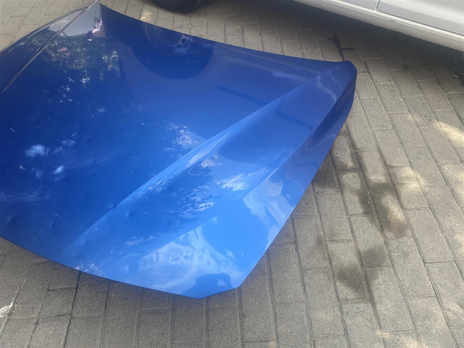 2017 BMW F30 BONNET FOR SALE. IN EXCELLENT CONDITION