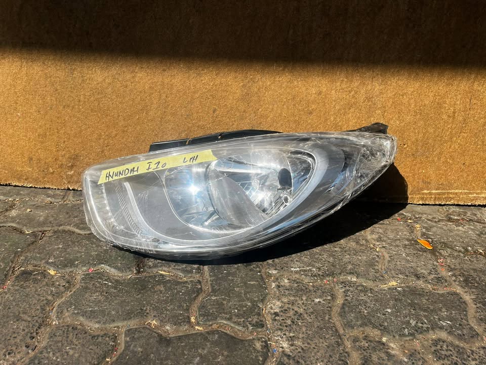 Hyundai i10 Headlight - Private Seller Hyundai i10 Headlight - Private Seller