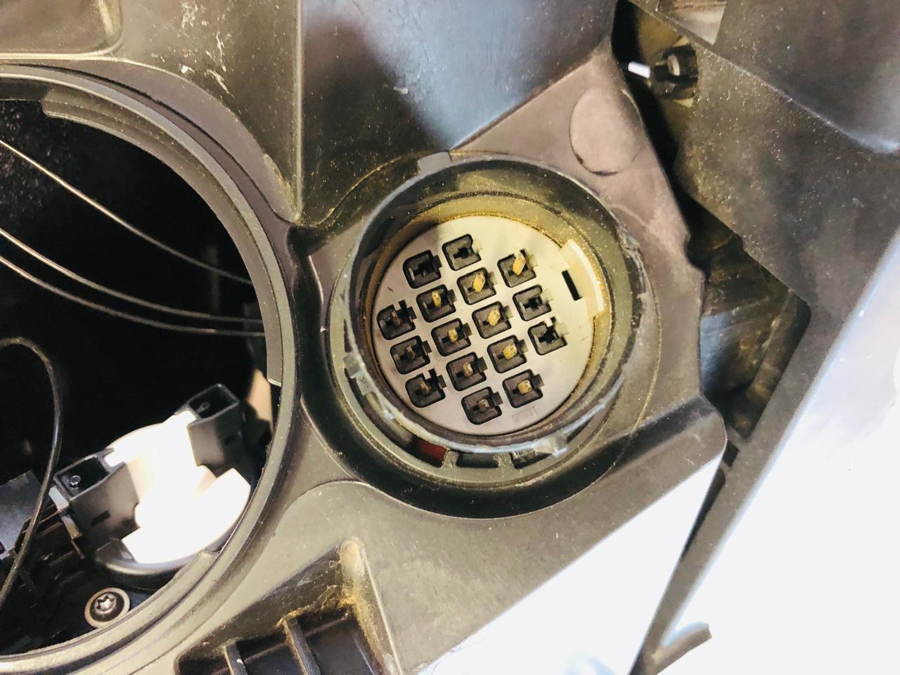Land Rover Discovery Sport L550 left and right side headlights - Private Seller Land Rover Discovery Sport L550 left and right side headlights - Private Seller