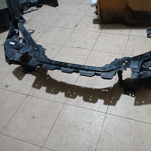 Volvo v40 cradle - Private Seller