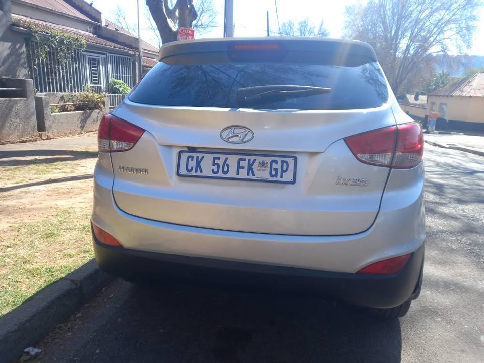 2013 Hyundai ix35 2.0 Petrol, Automatic, Silver, Leather seat,