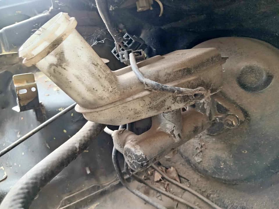 Chevrolet spark lite 2007 brake master cylinder