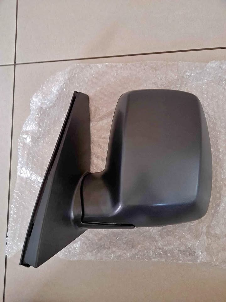 KIA K2700 2006/11  ONWARDS  BRAND NEW DOOR MIRRORS FORSALE