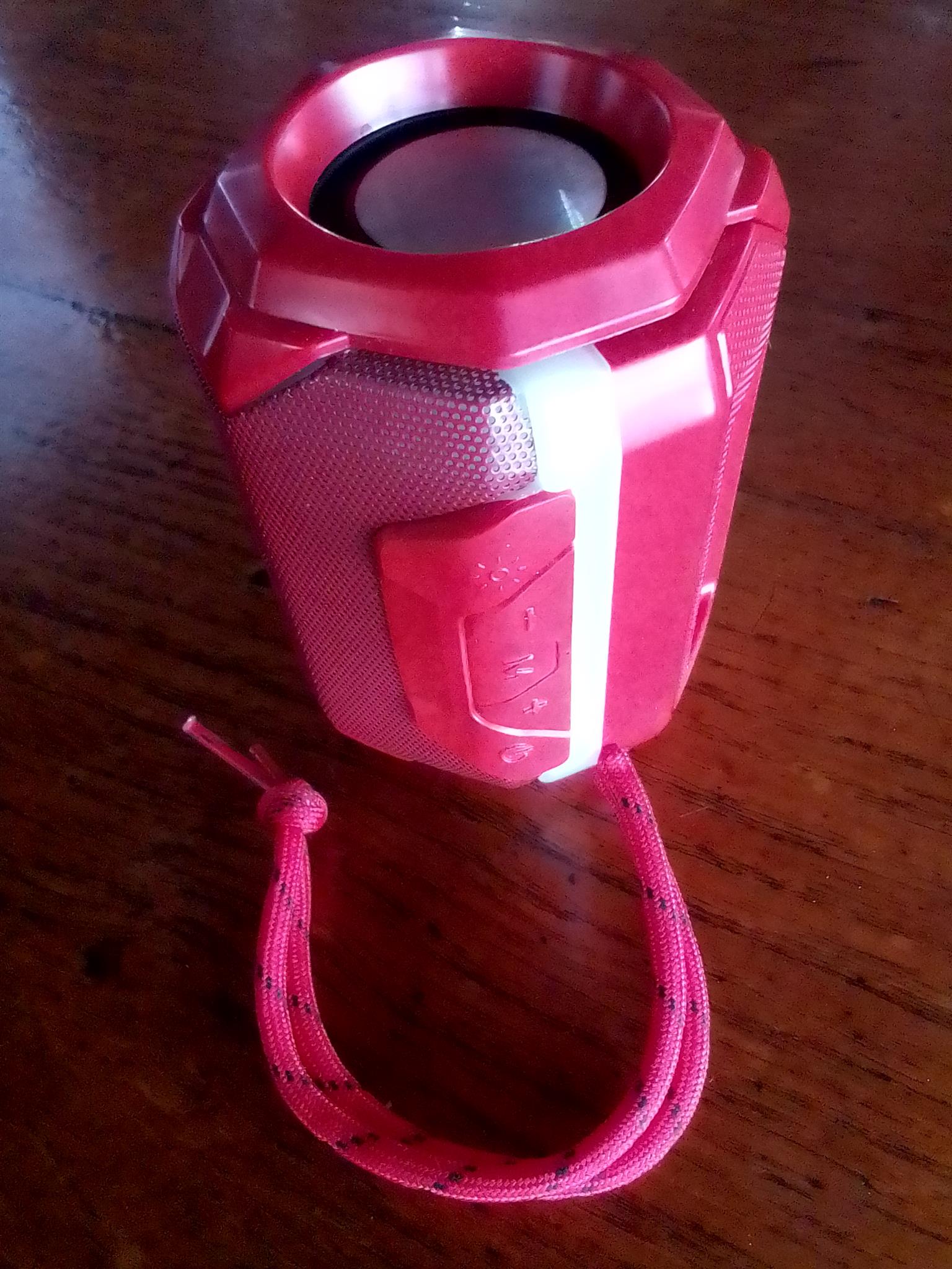 Blue tooth speaker radio USB & SD compatible with disco light