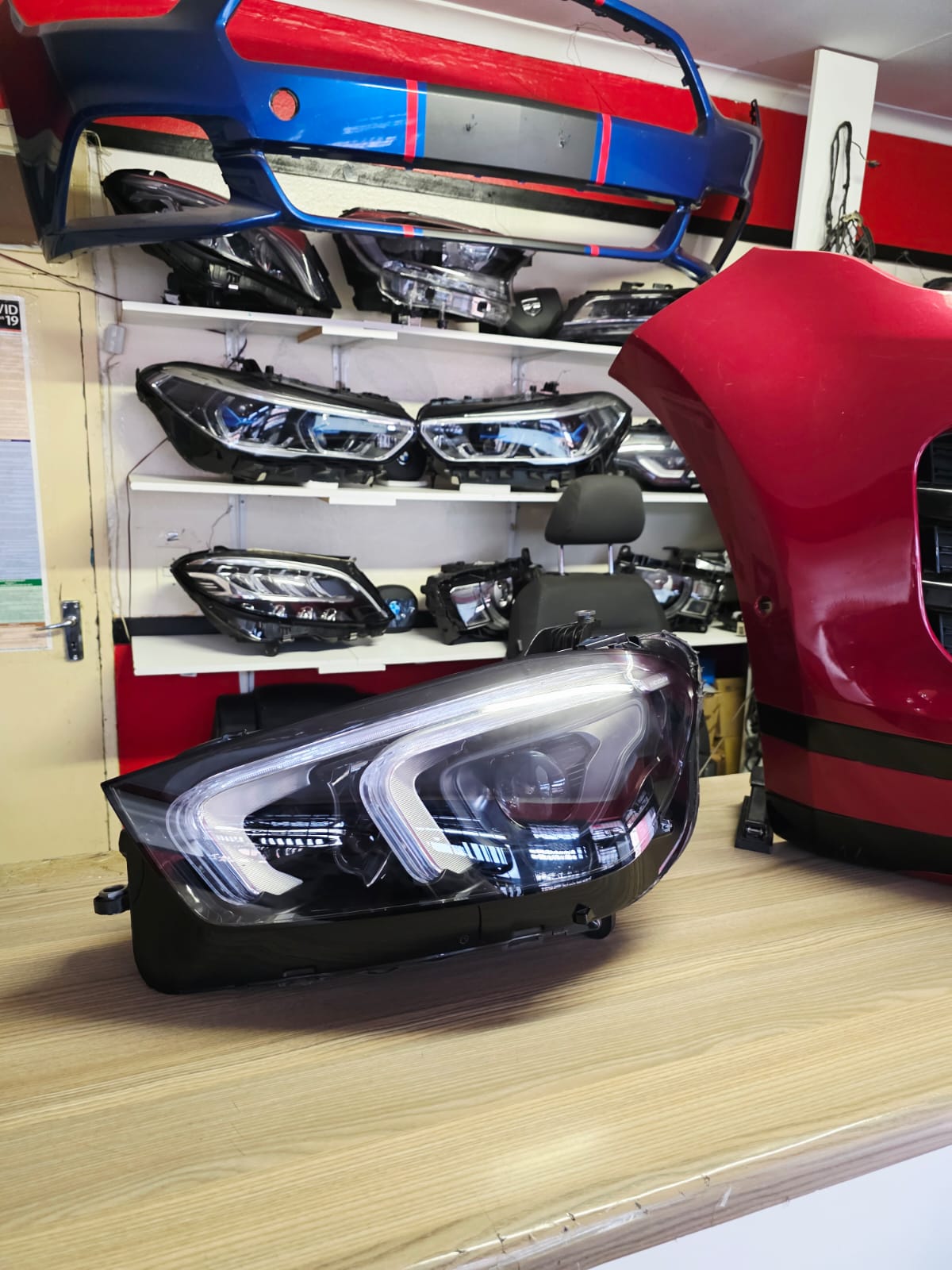 2023 MERCEDES BENZ GLE W617 SINGLE XENON LEFT HEADLIGHT FOR SALE - Private Seller 2023 MERCEDES BENZ GLE W617 SINGLE XENON LEFT HEADLIGHT FOR SALE - Private Seller