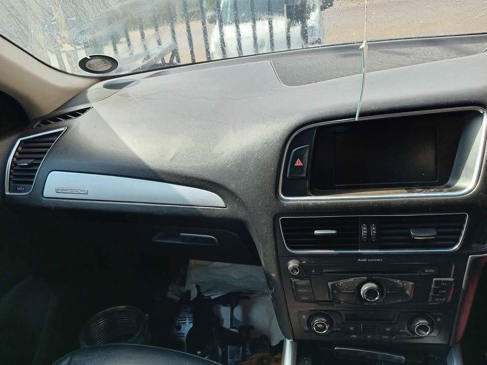 Audi Q5 stripping for parts