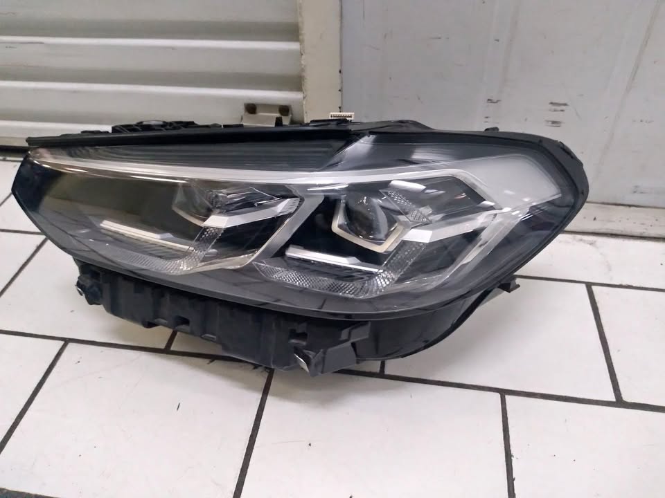 BMW x1 Headlight left hand for Sale whatsapp - Private Seller BMW x1 Headlight left hand for Sale whatsapp - Private Seller