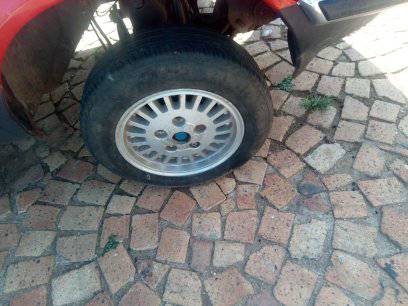Ford Cortina mk5 bakkie mags