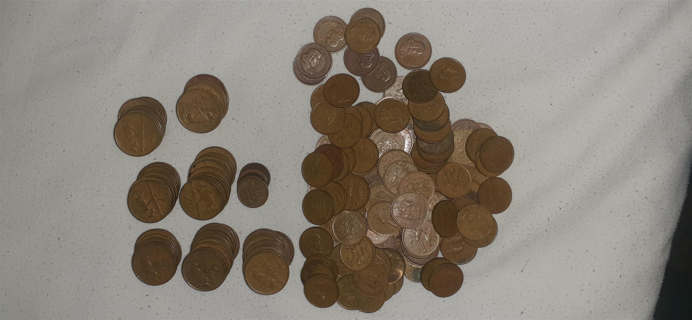 Hi selling my old coins and notes