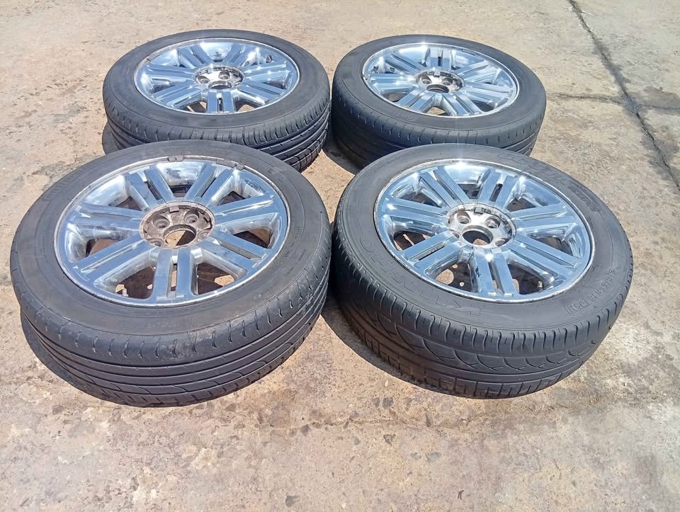 Chrysler Sebring 4 set of rims and tyres 215/55R18 - Private Seller Chrysler Sebring 4 set of rims and tyres 215/55R18 - Private Seller
