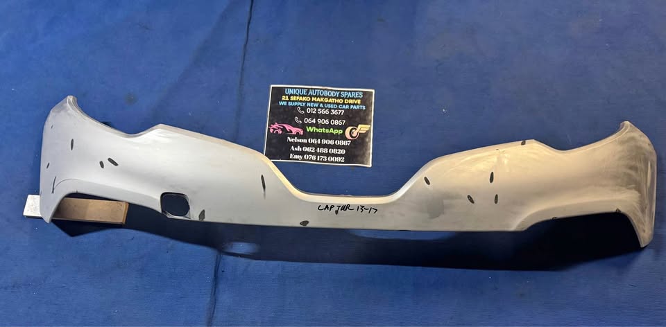 Renault Captur Front Bumper Upper - Private Seller Renault Captur Front Bumper Upper - Private Seller