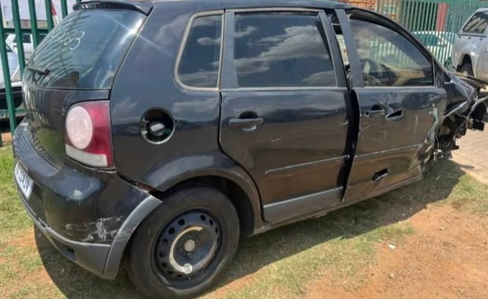 Volkswagen Polo Cross 1.6 BTS STRIPPING FOR SPARE PARTS - Private Seller Volkswagen Polo Cross 1.6 BTS STRIPPING FOR SPARE PARTS - Private Seller